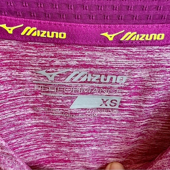 NEW Mizuno Athletic Top size XS - Picture 2 of 7